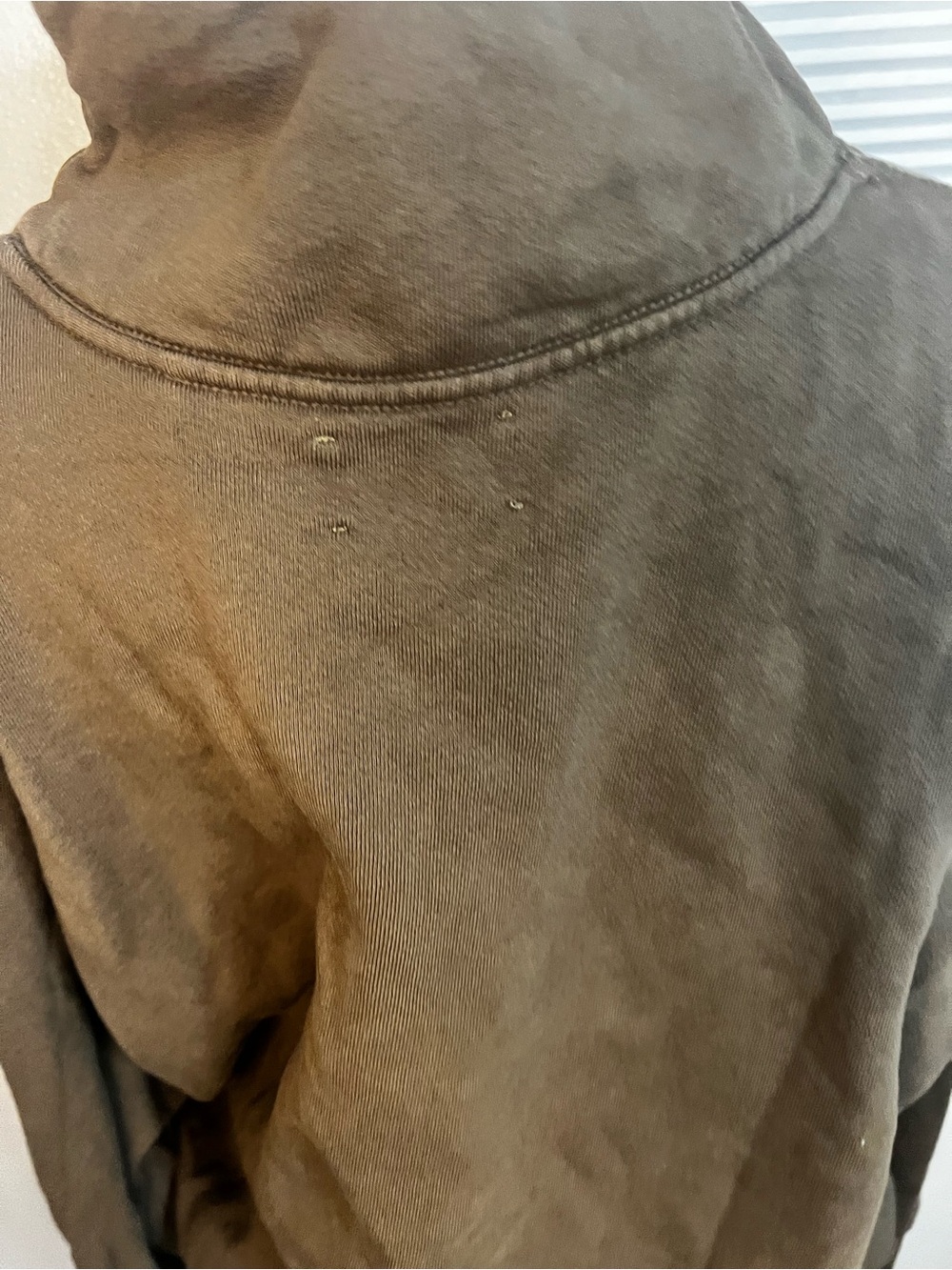 Joah Brown Split Mock / Turtleneck
Sweatshirt - Brown Rare Large One Size - Picture 6 of 12